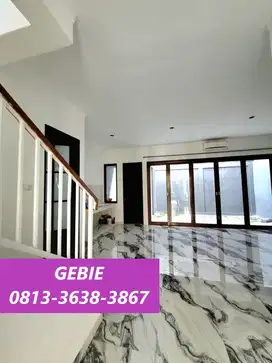 Rumah 2 Lantai Dijual Cepat di Cluster Discovery Fiore Bintaro GB14881