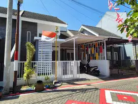 Rumah Cantik Minimalis di Perumahan Cengger Ayam Selangkah dr Suhat