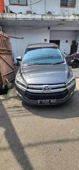 Kijang innova V 2019