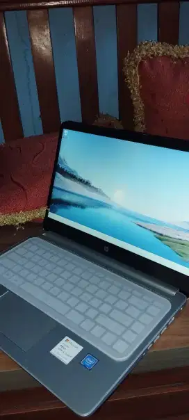 Laptop merk HP bekas