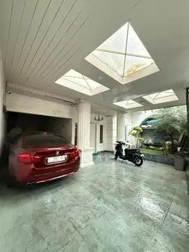 DIJUAL RUMAH MEWAH CLASSIC 2 LANTAI Jati Murni, Pondok Melati, Bekasi
