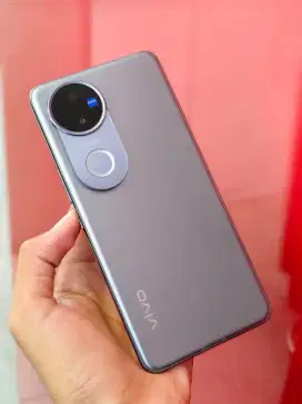 Vivo V50 5G 12/512GB Seperti baru