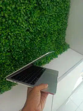 Bunga 0%|DP 0% macbook air M2 (MLY03ID/A) free 1-2x cicilan
