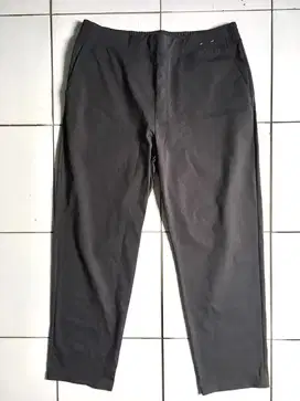 Celana jogger strech Uniqlo