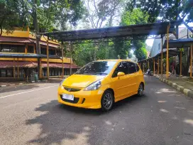 Antik !!  Honda Jazz Vtec GD3 MMC Sporty - Matic