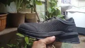 Sepatu Catterpillar