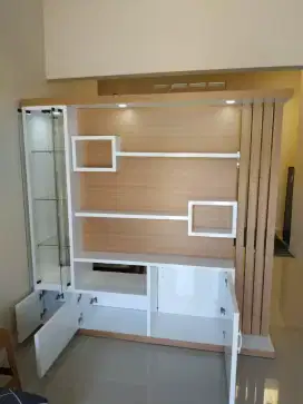 Lemari partisi /penyekat ruang
