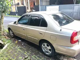 Hyundai Verna 2002 Bensin