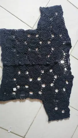 Catboll prada warna hitam