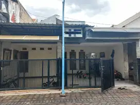 0911,72 lelang aset Sidoarjo di Pucang indah
