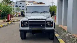 Land Rover Defender 2.2L 110 SW Long Turbo Manual 2015 km7rb Antikk