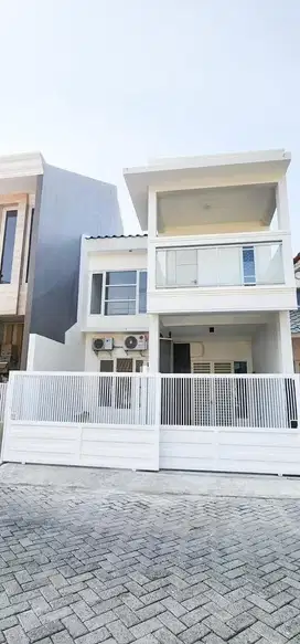 Rumah Minimalis Pakuwon City 2 Lantai Cluster Taman Mutiara Baru Renov