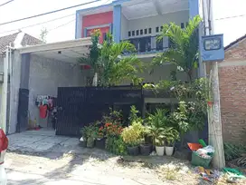 Rumah bagus di Bulakrejo Sukoharjo tingkat 2 lantai