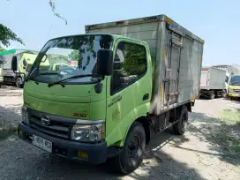 HINO DUTRO 110SD ENGKEL 4 RODA BOX ALUMINIUM EURO2 ORIGINAL SIAP KERJA