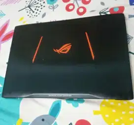 Laptop asus gaming i7 GTX 1070 hdd 1tb ram 16gb