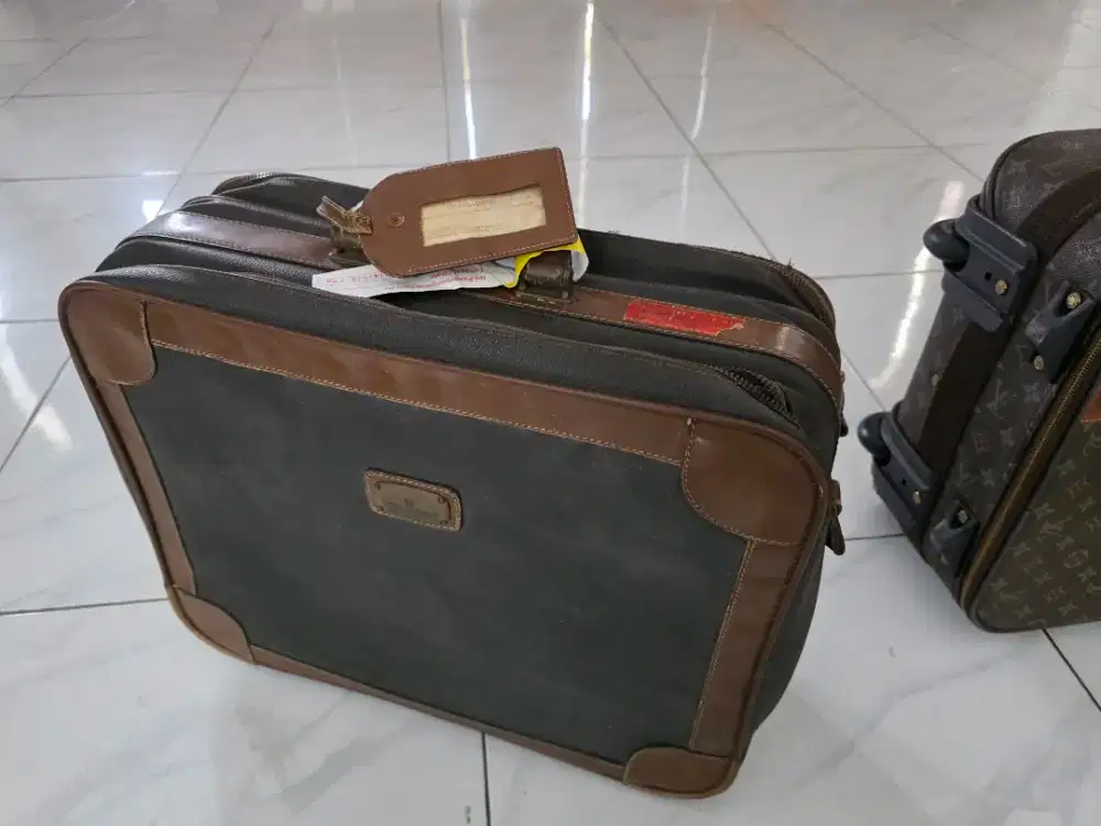 tas travel pria asli Eitienne Aigner