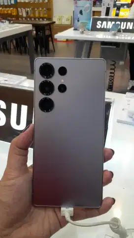 Promo cicilan bunga mulai 0% untuk samsung  S25 ultra