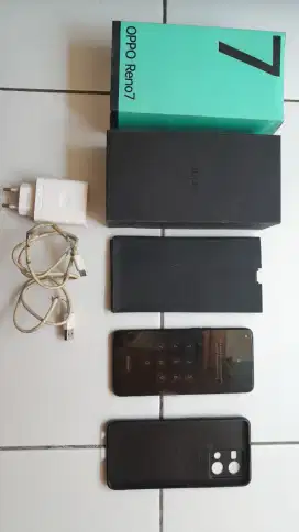 Oppo Reno 7 8GB / 256 GB