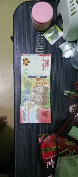Uang kertas 75 ribu