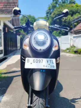 Honda Scoopy 2023 – Warna Coklat Krem, KM 14rb, Pajak On