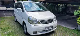Nissan Serena 2012 Bensin