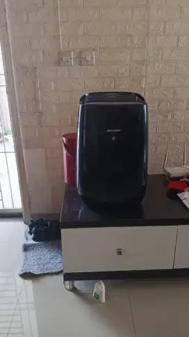 Air purifier & masquito merk SHARP