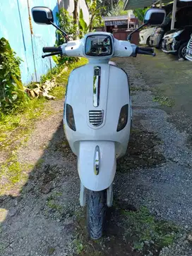 Uwinfly t3 putih
