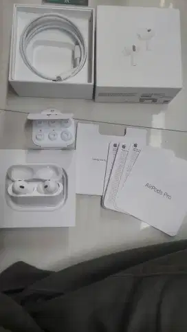 airpods pro2 iboxx like new