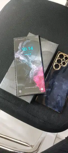 samsung S22ULTRA siap pake lecet pemakean aja lengkap cek cek aja dulu