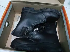 Sepatu PDL Krusher