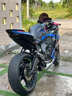 Kawasaki zx25r tahun 2020