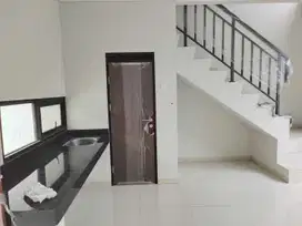 Disewakan Rumah 2 Lantai di Gateway Pasteur Residence Bandung Utara