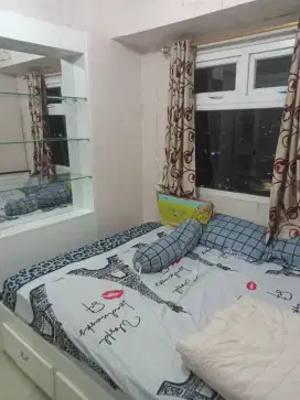 Sewa furnish apartemen 2kt bawa koper aja