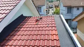 Tukang perbaikan atap bocor