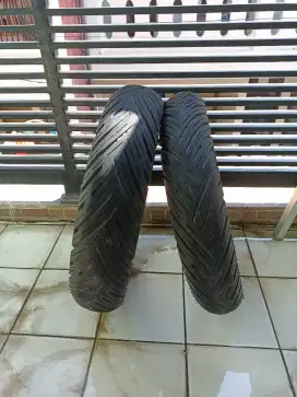 Ban tubles vario