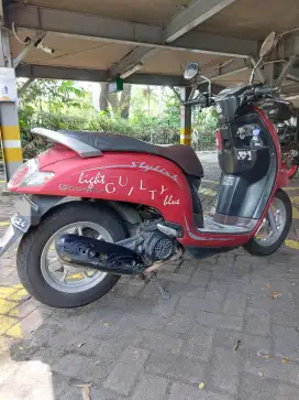 Scoopy Stylish 2019