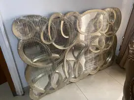 Dijual kaca dinding dan Meja