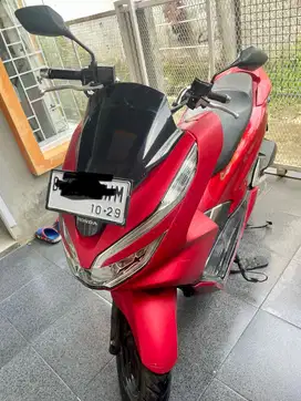 Dijual honda pcx th 2019
