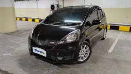 Pajak Panjang Honda Jazz  1.5 RS Bensin-AT 2018 Abu-Abu