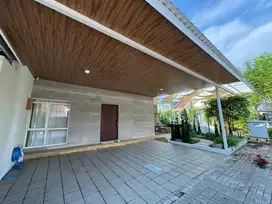 Rumah Garden Corner Elegan Scandinavian Kota Baru Parahyangan