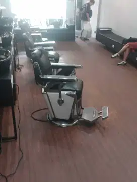 Ruko LELANG MURAH siap pakai strategis 3.5 lantai Paskal Hyper Square