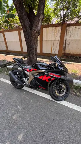 Dijual Suzuki GSX R150 kesayangan
