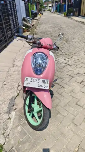 Scoopy 2012 merah putih