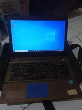 Jual laptop cor i3 gen 2 cpu 2.40ghz ram 2 GB HDD 500gb