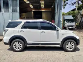[CASH] Daihatsu Terios TX AT 2013