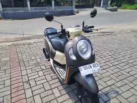 HONDA SCOOPY SPORTY 2023 KM 16RB DP 1.5JT AJA