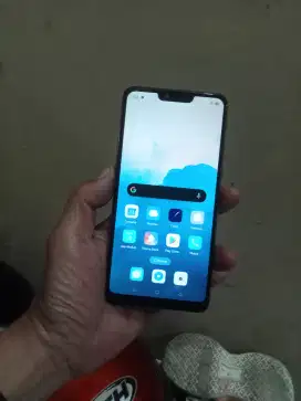Oppo f7 4/64 hp aja normal ada white spot dikit