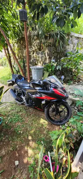 Jual Suzuki GSX R150 2017 F.Kota
Harga: 15.5jt (nego pajak)