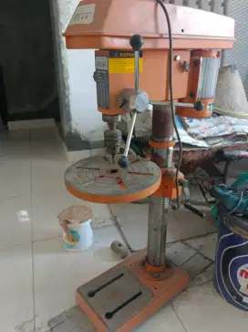 Mesin Bor Duduk