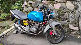 Tiger 94, Ubahan Tirev